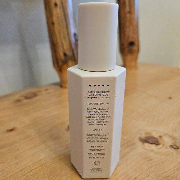 Dime Beauty Tinted Wonderscreen - Picture 3 of 3